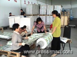安徽省印刷物资公司下属合肥市皖新覆膜有限责任公司全力以赴投入生产